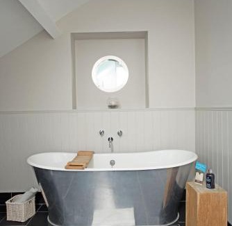 Aberaeron Hotel | Harbourmaster Hotel