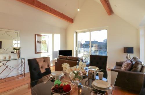 Weymouth Apartment | Harbourside Haven Penthouse 1