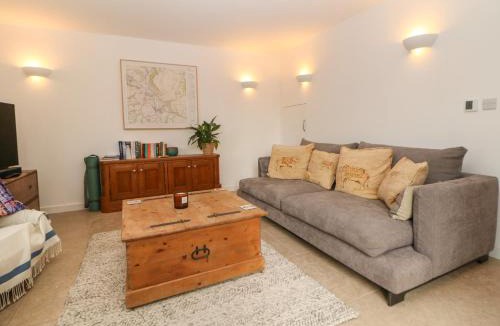 Beeley House | Harebell Cottage