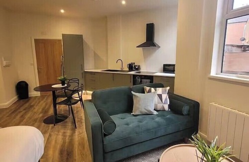 Leicester City Centre Apartment | Harmony 4 - Stylish Central Studio Near Stadium