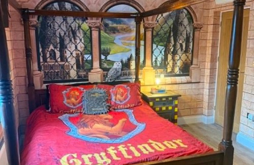 Watford House | Harry Potter feature room- Warner bros studios