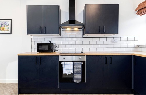 Hartlepool House | Hartlepool 2BR | Contractor Discounts