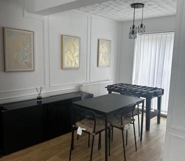 Hartlepool House | Hartlepool-3 bd House-Sleeps5-Free Parking,Netflix