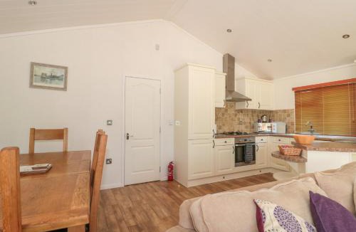 Puxton House | Harvester Lodge