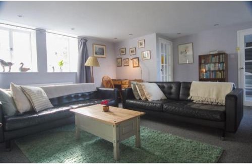 Bath House | Hatfield Cottage