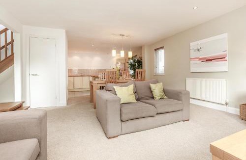 Carnon Downs House | Haven