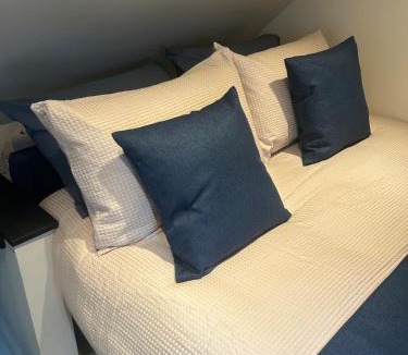 Warminster Apartment | Hawks Hideaway