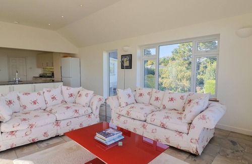 Lyme Regis Cottage | Hawksdown