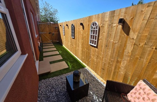 Hewish House | Haybow Farm Accommodation
