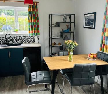 East Knighton Apartment | Hazeldene