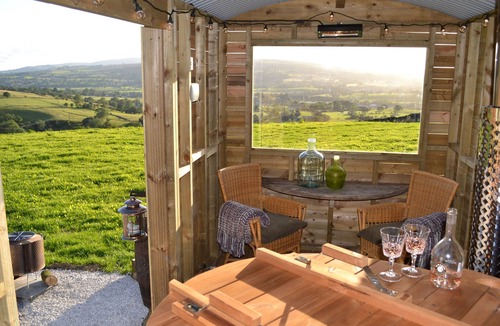 Barnoldswick Cottage | Heather Hut at Copy House Hideaway