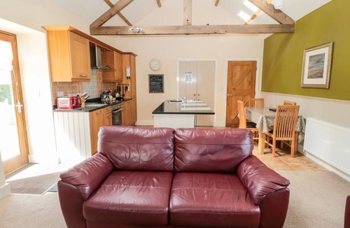 Chatton Cottage | HEMMEL COTTAGE, woodburner, WiFi, in Chatton