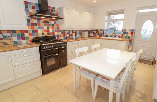 Llanrwst Cottage | Hen Stabl