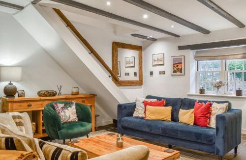 Yarm House | Hidden Cottage