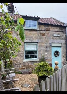 Aislaby House | Hideaway Cottage