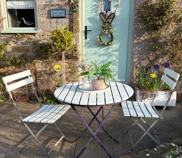 Aislaby House | Hideaway Cottage