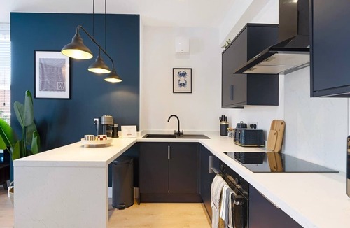 Hartlepool Condo | High-Spec Hartlepool 3BR Apartment | Sleeps 5 by Stay With Us