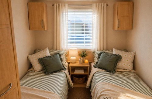 Johnston Ski Chalet | High View