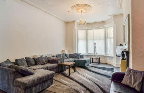 South Shore House | Highbury