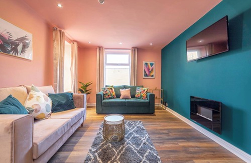 Thornton-Cleveleys Apartment | Highcliffe Emerald Suite