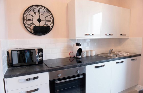Thornton-Cleveleys Apartment | Highcliffe Pebble Suite