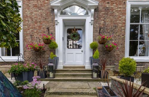 West Cliff Hotel | Highgate House