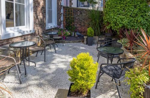 West Cliff Hotel | Highgate House