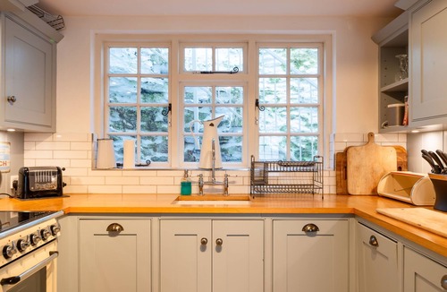 Portloe House | Hillside by Interhome