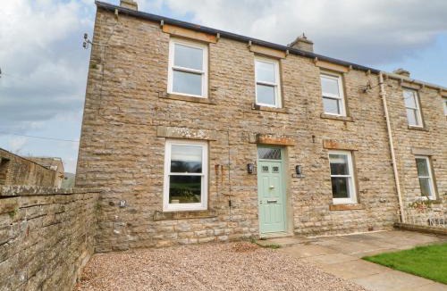 Aysgarth House | Hillside House