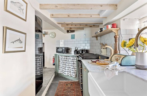 Polperro House | Historic Polperro Cottage on the Water's Edge