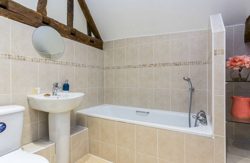 Burnham House | Historically Charming Home with Large Garden- Pass the Keys
