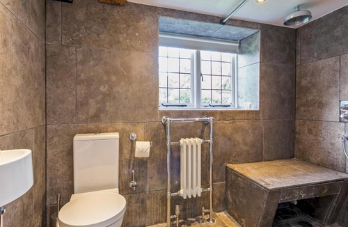 Burnham House | Historically Charming Home with Large Garden- Pass the Keys
