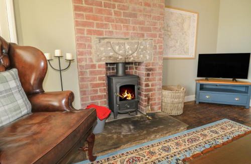 Great Longstone House | Holmefield