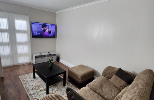 Glyndon Apartment | Home away from Home