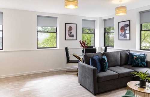 Taunton Apartment | Host Stay 52 Waterside Place