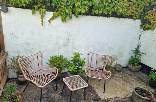 Slyne Apartment | Host & Stay - Beachcomber Cottage Apartment