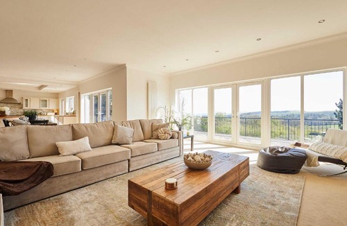 Durham House | Host & Stay - Forest View Lodge