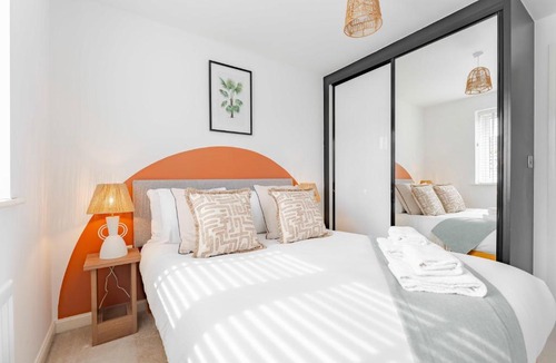 Cambourne House | Host & Stay - Gladiator Getaway
