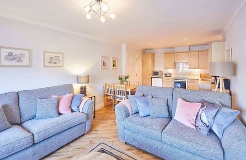 Whitby Apartment | Host & Stay | Harbour View