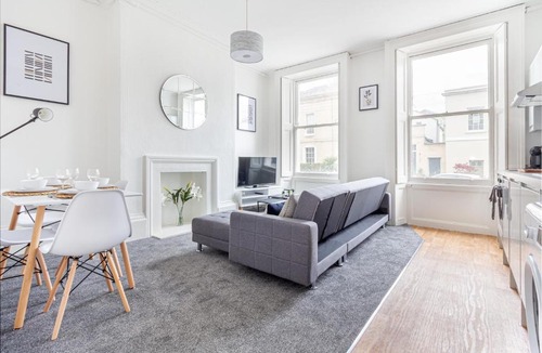 Montpellier Apartment | Host & Stay - Montpellier Villa Apartment