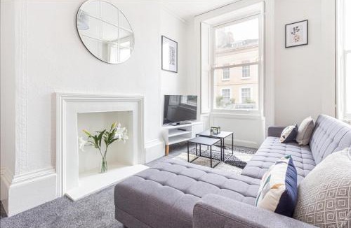 Montpellier Apartment | Host & Stay - Montpellier Villa Apartment
