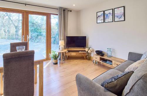 Aldington House | Host & Stay - Oak Barn