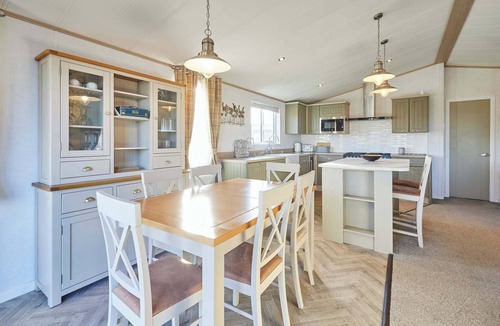 Malton Ski Chalet | Host & Stay | ORC03 Hedgerow Lodge