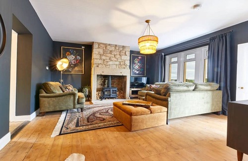 Otterburn House | Host Stay Percy Cottage