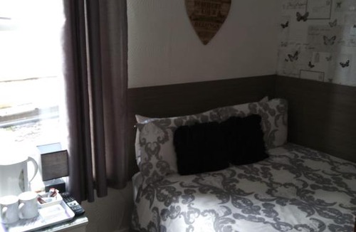 Blackpool Town Center House | Hotel 33