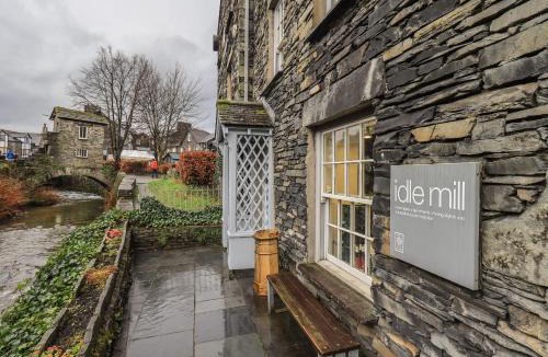 Ambleside House | Idle Mill 1