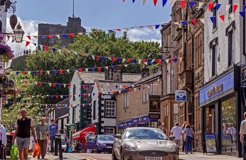 Clitheroe Apartment | Immaculate 2-Bed Apartment in Clitheroe, England