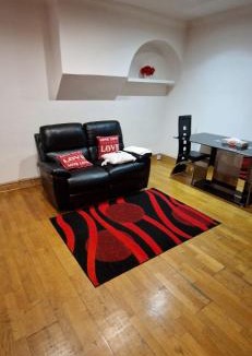 Valence Villa | Immaculate Condition 3 Bed En-Suite Refurbished House