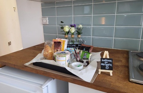 Margate Old Town Apartment | Imperial House "Serviced Apartments"