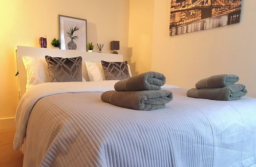Windsor City Centre Cottage | Inviting 2-bed Cottage in Windsor